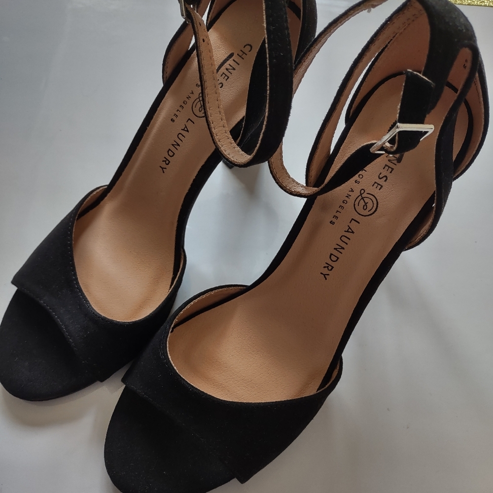 Chinese laundry women's shoes size 7.5us